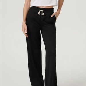 Vuori Halo Essential Wideleg Black Drawstring  Sweatpants S P
